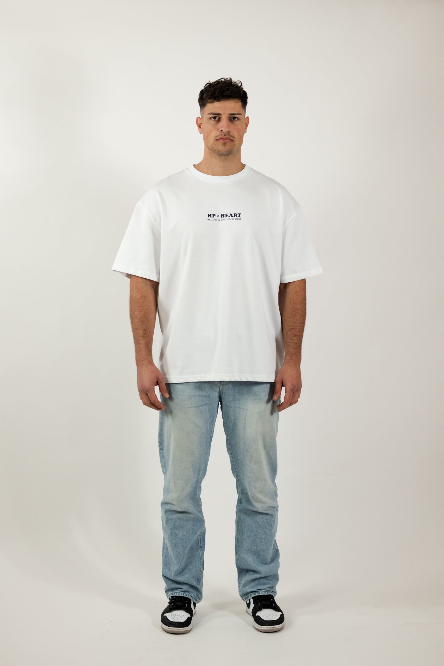 LOVE HURTS T-SHIRT WEIß