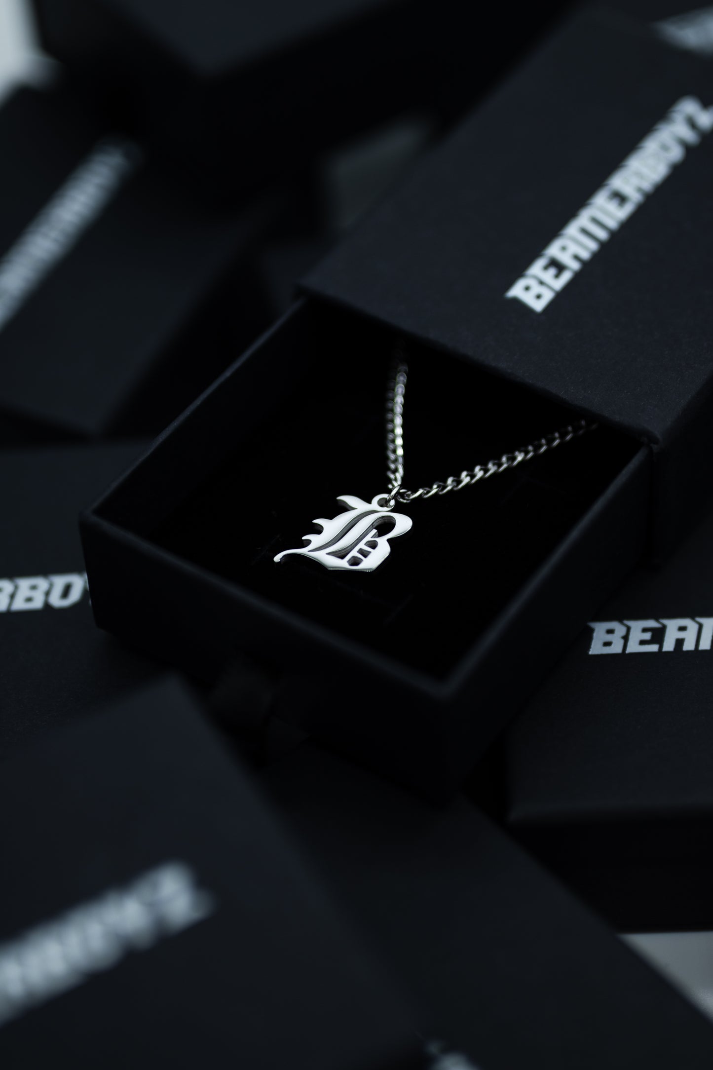 LOGO CHAIN